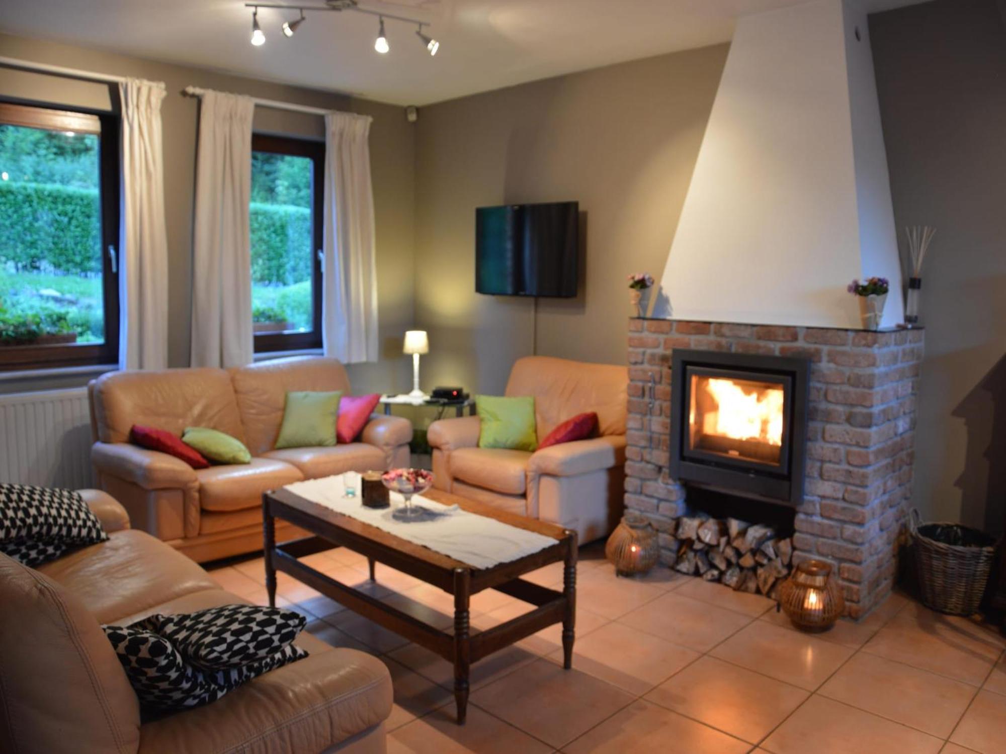 Modern Holiday Home In Stavelot With Fireplace Luaran gambar